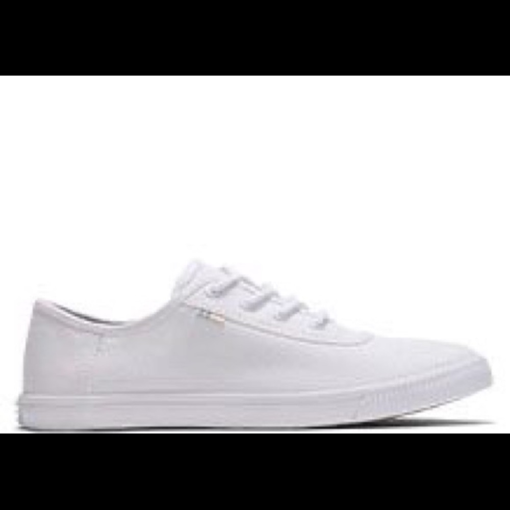 Toms White Canvas Women's Carmel Sneakers
